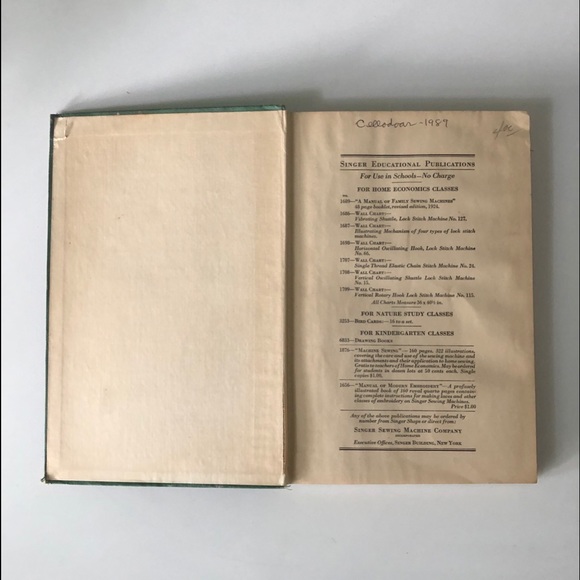 SOLD!  Vintage | Singer Machine Sewing Book - Picture 2 of 4